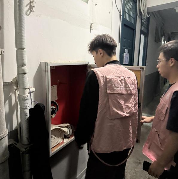 汽车学院组织开展“安全生产月”...