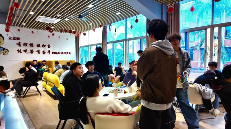 我为同学做实事｜汽车学院打造“...